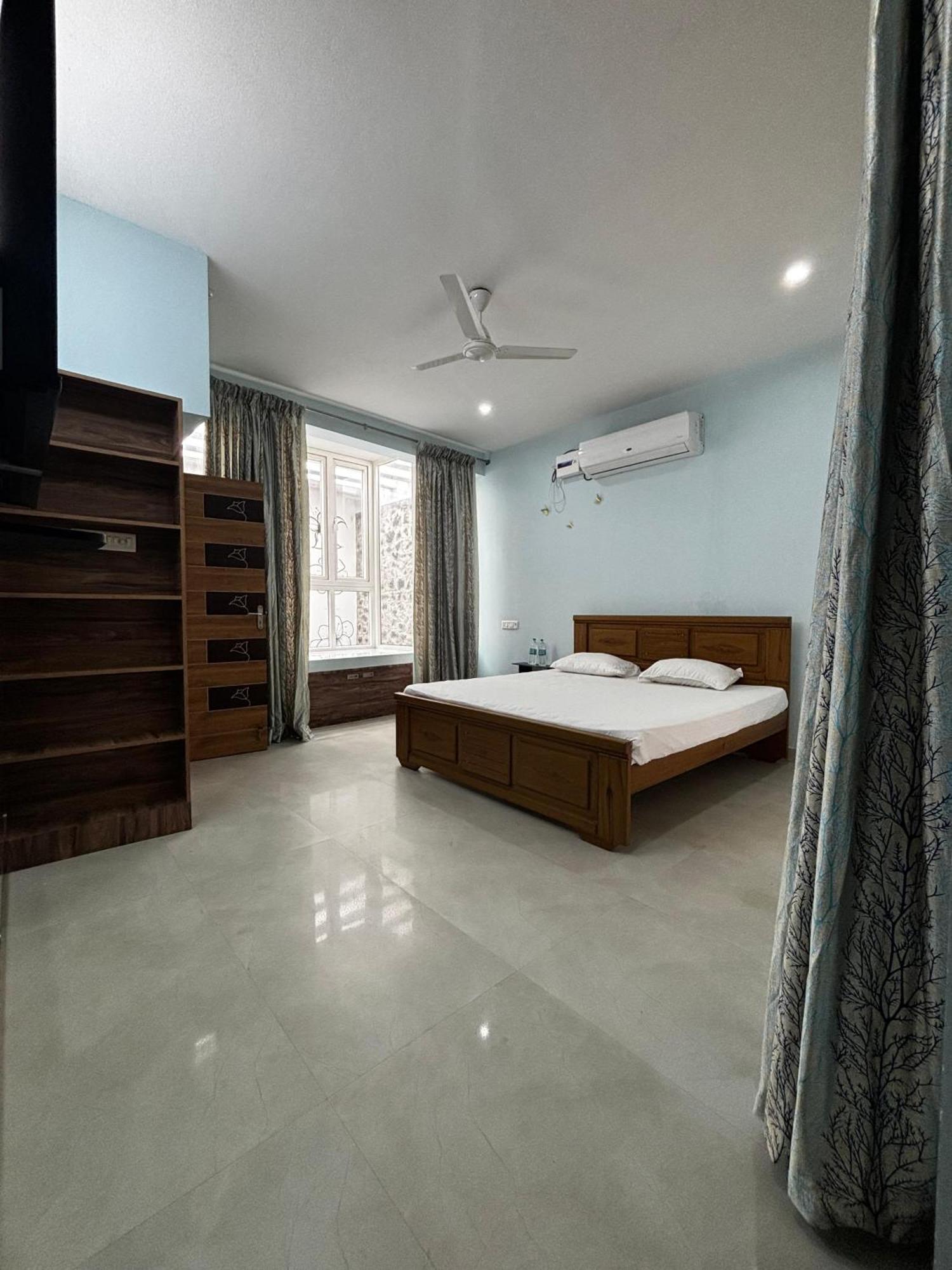 Ezhilagam Stays チェンナイ 部屋 写真